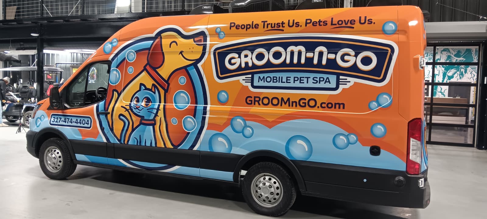 fleet-vehicle-wrap-indianapolis-groom-n-go-van-2-shadow-graphix.webp Van Vehicle wrap in Indianapolis by Shadow Graphix